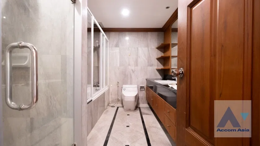 picture 🔼🔽 AccomA 📩 Warm-tone condo with wooden interiors in Sukhumvit (AA29995) - 11/20
