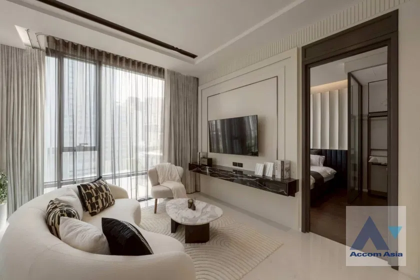รูป 🔼🔽 AccomA 📩  Modern minimalist condominium with wooden interior and full-height glass (AA43843) - รูปที่ 4/20