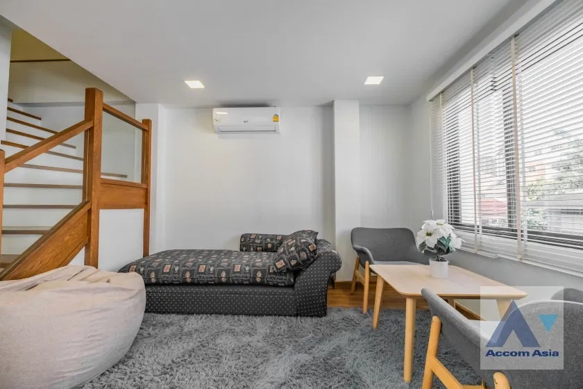 picture 🔼🔽 AccomA 📩  3 BR House in Phra Khanong Nuea (AA27578) - 15/20