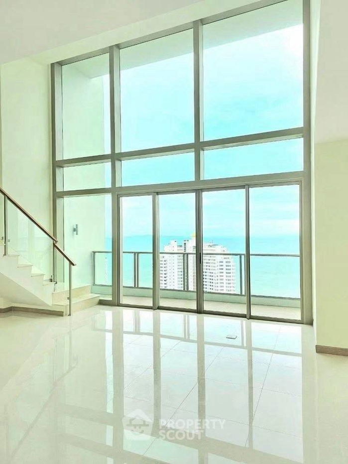 รูป คอนโด 5-ห้องนอน ที่ เดอะ ริเวียร่า จอมเทียน ใกล้ หาดจอมเทียน (ID 2283871) - รูปที่ 4/9