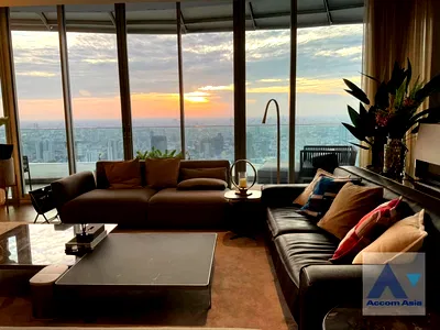 คอนโดให้เช่า : 🔼🔽 AccomA 📩 Penthouse 4 BR Condominium @Magnolias Ratchadamri Boulevard (AA40587)