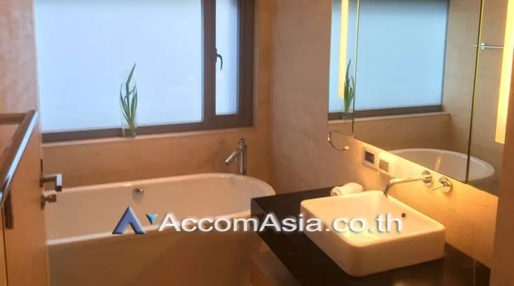 picture 🔼🔽 AccomA 📩  2 BR Condominium @Saladaeng Residences (1520218) - 8/10