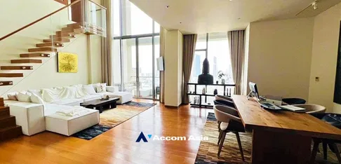 🔼🔽 AccomA 📩  Stylish condominium with full-width windows and built-in décor in Sathorn (AA34862)