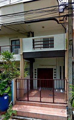 เช่าทาวน์โฮม เขตวังทองหลาง : ให้เช่า ทาวน์เฮ้าส์ 84แมนชั่น ซ.บ้านกลางเมือง(ลาดพร้าว 84)