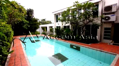 เช่าบ้านเดี่ยว พร้อมพงษ์ : 🔼🔽 AccomA 📩  Spacious City Home with Pool and Multipurpose Rooms  (1917251)
