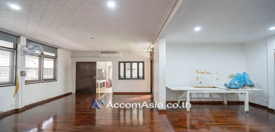 picture 🔼🔽 AccomA 📩 Classic detached home with garden and spacious interior in Sathorn (AA29914) - 9/20