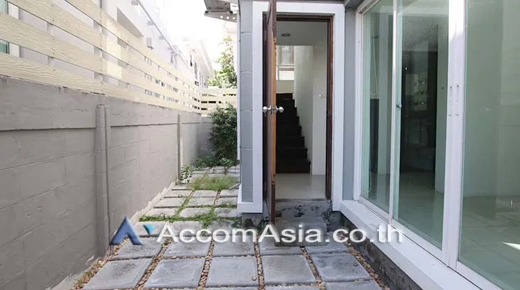 picture 🔼🔽 AccomA 📩 Contemporary Townhouse with Open Layout in Sukhumvit (13000272) - 13/14