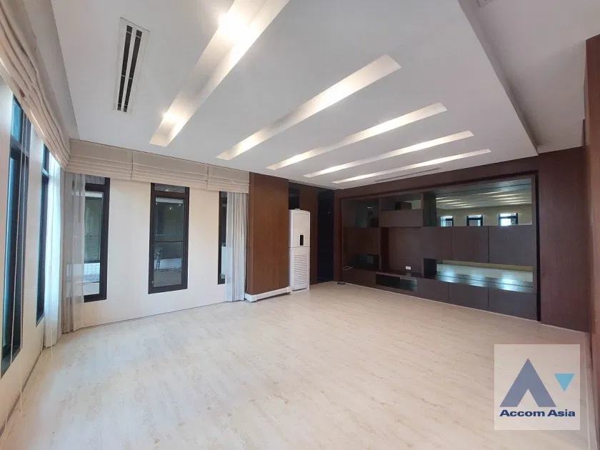 picture 🔼🔽 AccomA 📩 Boutique 3-Bedroom House for Rent in Compound near MRT Khlong Toei, Sathorn (55091) - 12/20