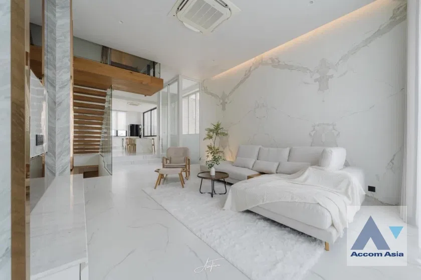 picture 🔼🔽 AccomA 📩 Meowwwelcome | House for Rent with Cat Door Installed 1,200 M to BTS Ekkamai (AA42271) - 1/18