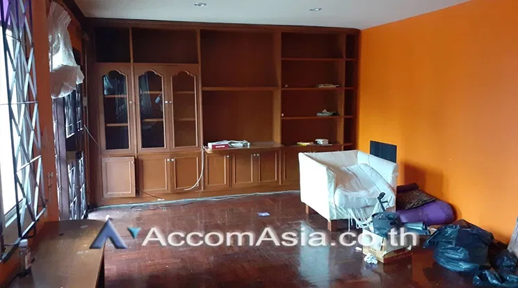 รูป 🔼🔽 AccomA 📩 Home Office 3 BR Townhouse in Chong Nonsi (AA15413) - รูปที่ 1/8