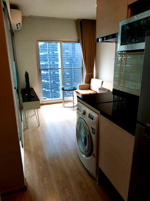 คอนโดให้เช่า :  ❤️ ❤️  ให้เช่าคอนโด  Noble Revolve Ratchada เฟอร์ครบ ราคาดี พร้อมเข้าอยู่  ❤️ ❤️ C-112 UD28/8/2025 AV28/8/2025 A