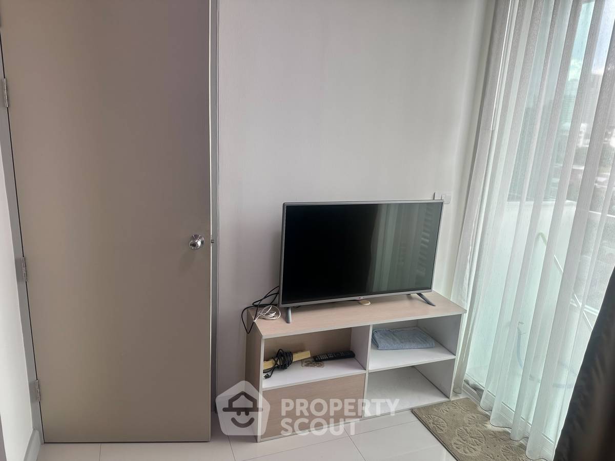 picture 1-BR Condo at Ideo Mix Phaholyothin near BTS Saphan Khwai (ID 2284485) - 3/10