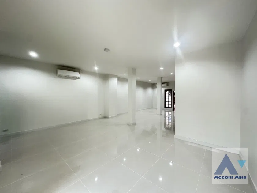 รูป 🔼🔽 AccomA 📩  4 BR Townhouse @Yenakart Residence (AA43570) - รูปที่ 5/20