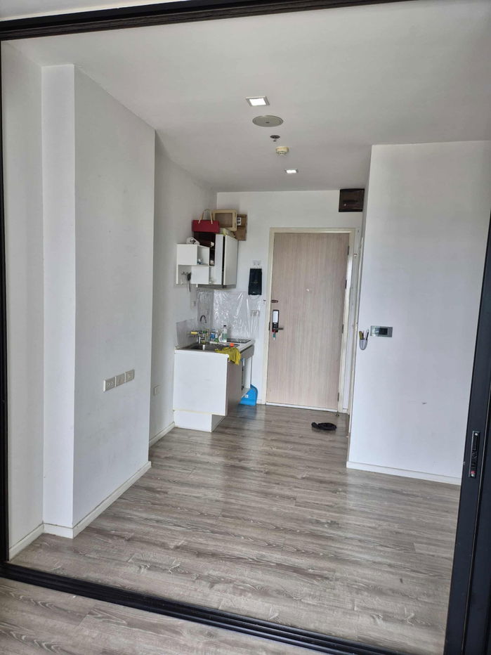 picture KnightsBridge Sky River Ocean  16 Floor  27.6 SQM - 7/10