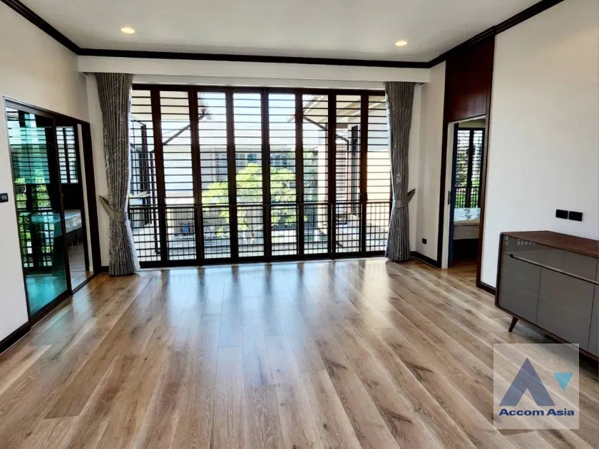 picture 🔼🔽 AccomA 📩 Modern Detached Home with Private Garden (AA42892) - 11/20