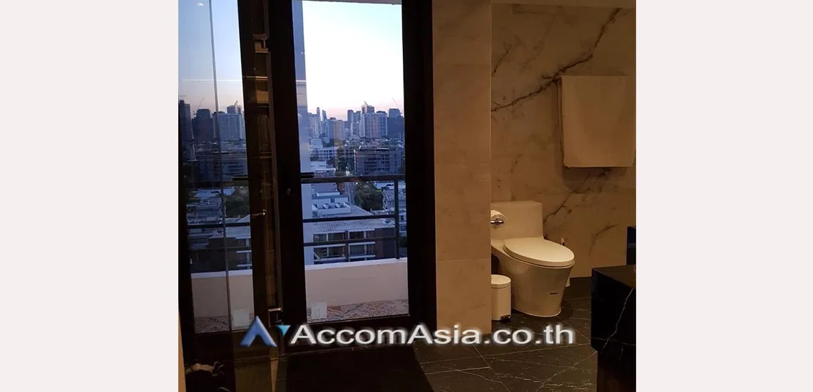 picture 🔼🔽 AccomA 📩 ICON 1 Condominium - 19/20