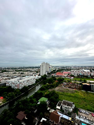 ขายคอนโด : คอนโดพร้อมอยู่ The livin Ramkhamhaeng