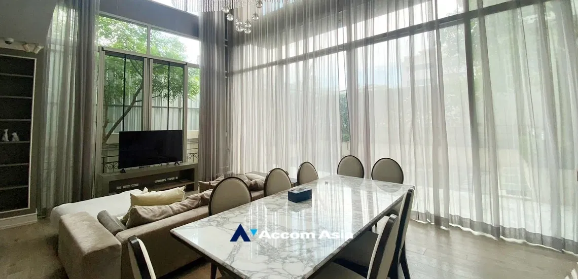 picture 🔼🔽 AccomA 📩  Grand Modern-Classic Home with Double-Height Ceiling (AA34999) - 5/18