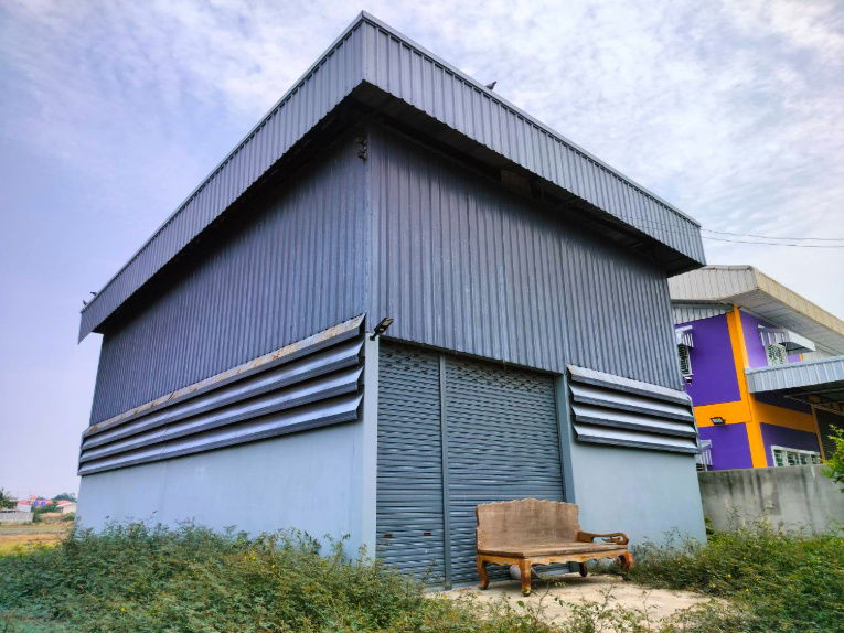 picture Land + buildings for sale (warehouse, factory, storage) - 4/9
