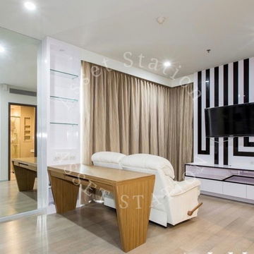 🚈 Luxury Condo Pyne By Sansiri – 2-minute walk to BTS Ratchathewi 🚶‍♂️