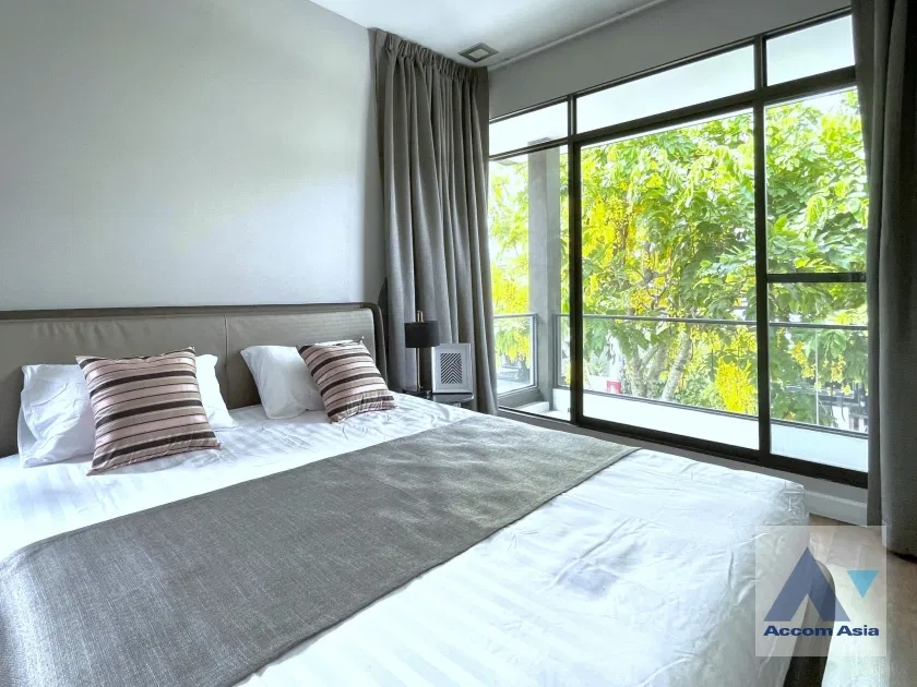 รูป 🔼🔽 AccomA 📩 Wood-clad modern condo with minimalist aesthetic (AA40726) - รูปที่ 11/20