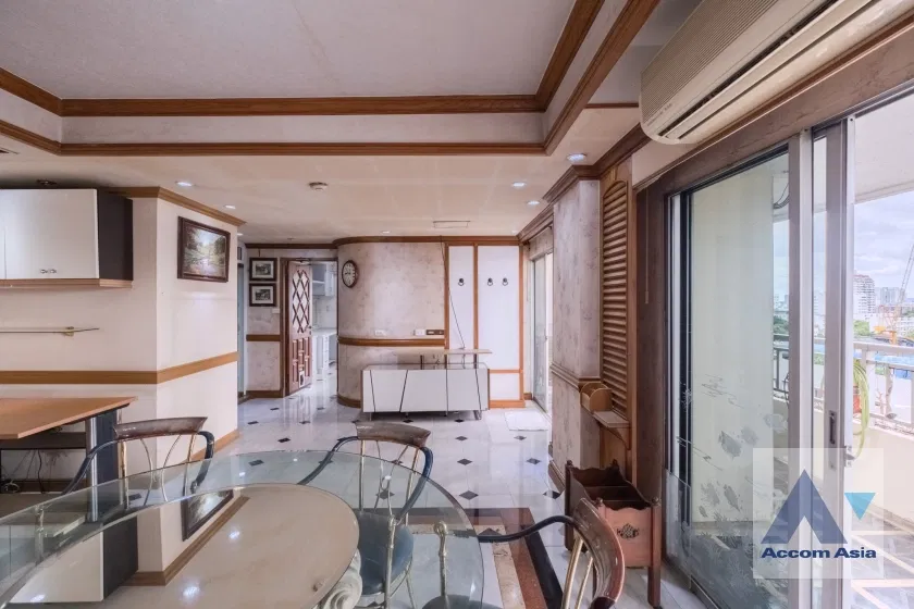 รูป 🔼🔽 AccomA 📩 Grand condo with chandelier dining and luxury marble finish (AA40769) - รูปที่ 4/20