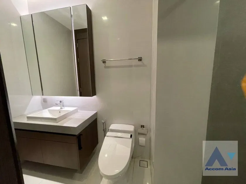 รูป 🔼🔽 AccomA 📩 Minimalist condominium with Bright Interiors and Balcony in Sukhumvit (AA26855) - รูปที่ 7/8