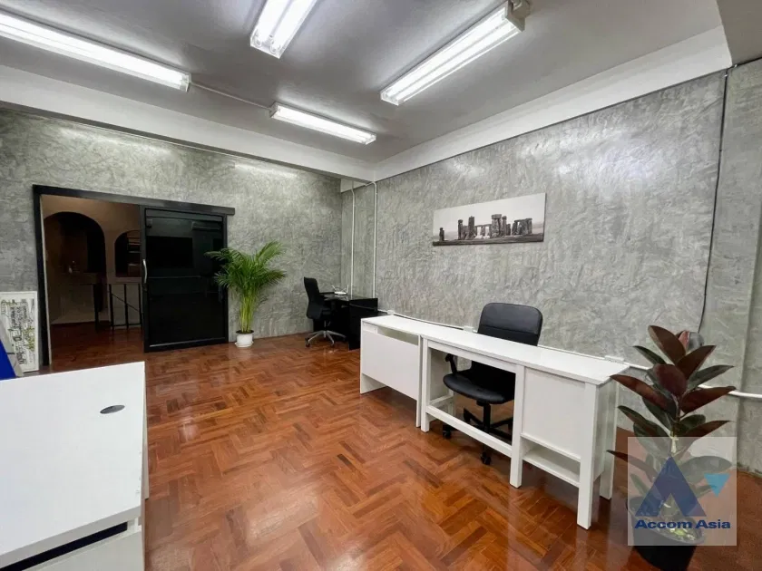 รูป 🔼🔽 AccomA 📩 Home Office,Pet friendly 3 BR Townhouse in Chong Nonsi (AA27831) - รูปที่ 6/20