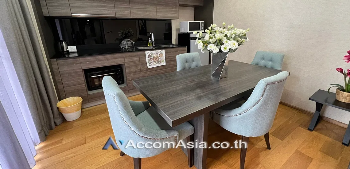 รูป 🔼🔽 AccomA 📩  2 BR Condominium @Klass Langsuan (AA23004) - รูปที่ 4/10