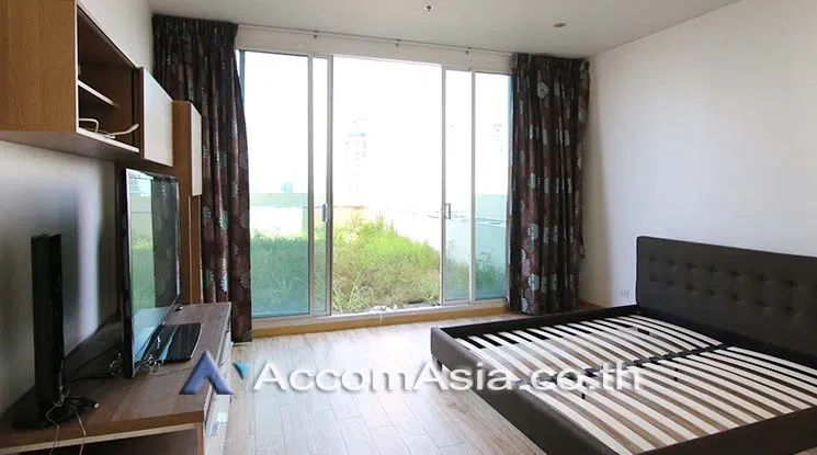 picture 🔼🔽 AccomA 📩  Bright duplex condo with rooftop terrace in Sathorn (13001830) - 2/13