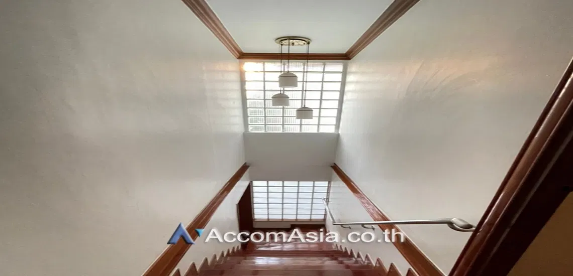 picture 🔼🔽 AccomA 📩 Home Office 3 BR House in Khlong Toei Nuea (AA18538) - 7/19