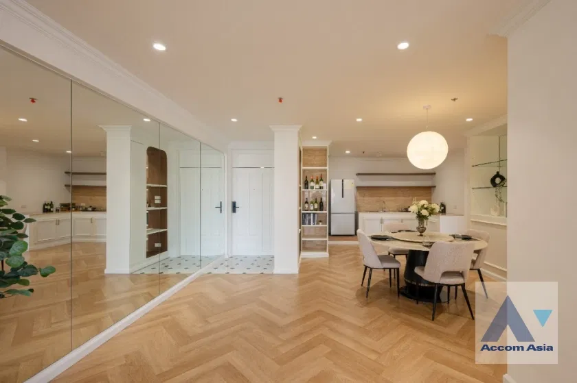 รูป 🔼🔽 AccomA 📩 Fully Renovated Condo with Luxe Finishes at Moon Tower (AA42789) - รูปที่ 6/20