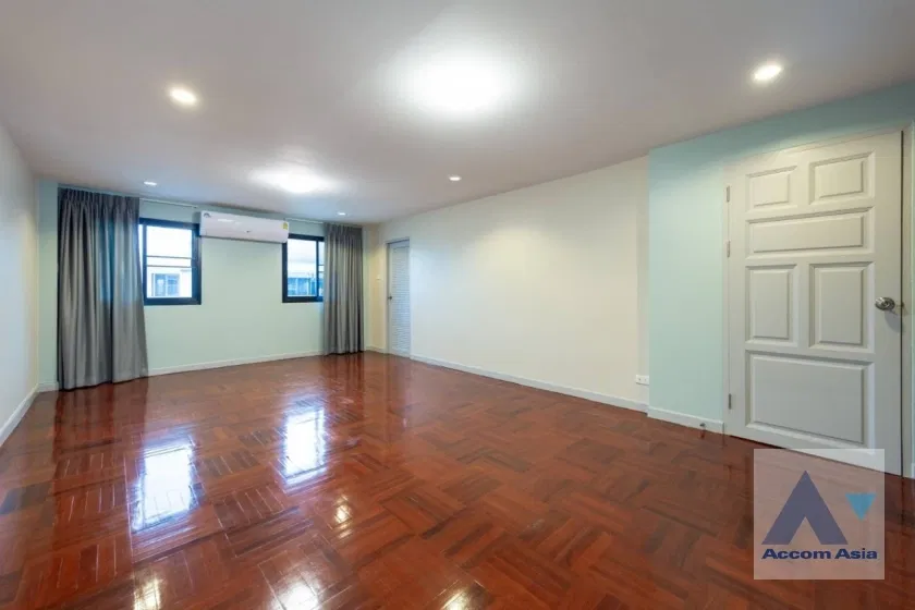 รูป 🔼🔽 AccomA 📩 Spacious townhouse with greenery and open-plan comfort in Sathorn - รูปที่ 4/15