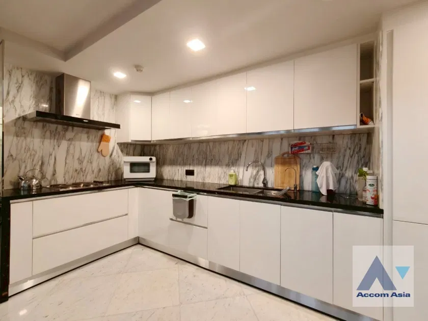 รูป 🔼🔽 AccomA 📩  Elegant condominium with chandeliers and classic interiors in Yen Akat (AA34008) - รูปที่ 8/20