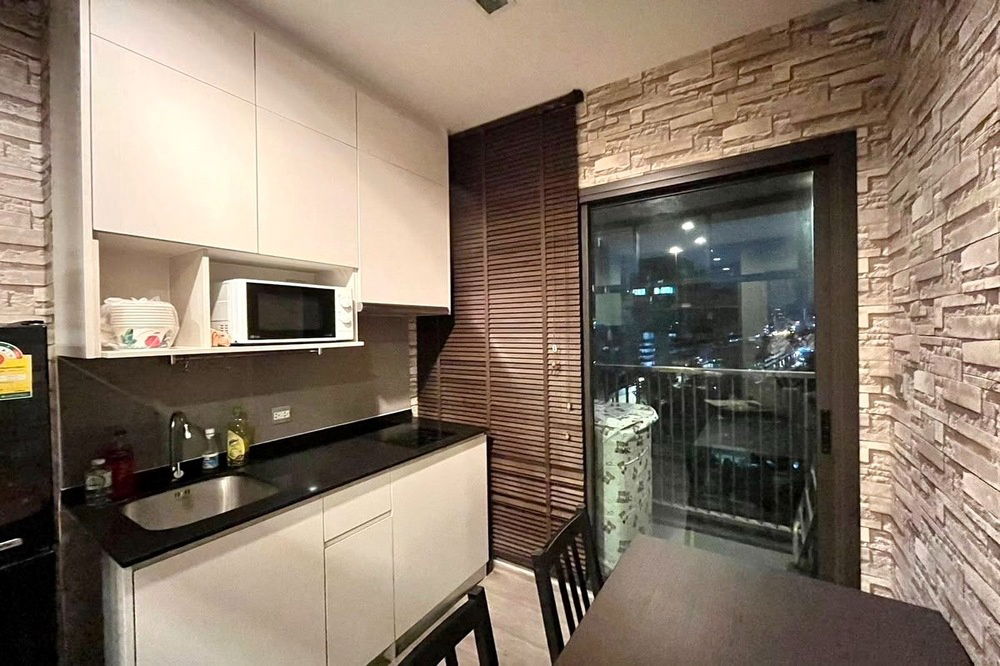 รูป สำหรับขาย- เช่า, วิวเมือง, ห้องอยู่ทิศใต้!!🔥 Code C20250800060...Whizdom Avenue Ratchada-Ladprao, 1 นอน, 1 น้ำ, แต่งครบ, พร้อมเข้าอยู่, ราคาพิเศษ!!📣 - รูปที่ 2/7