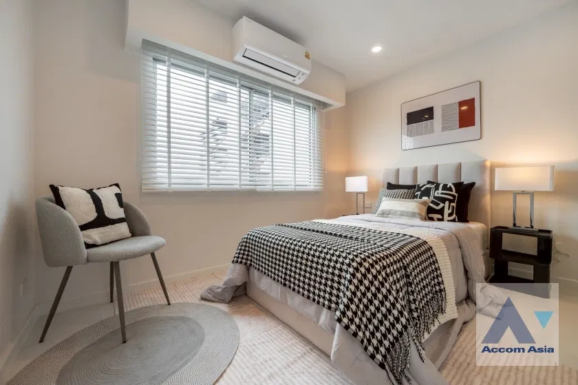 รูป 🔼🔽 AccomA 📩 Fully Furnished,Newly renovated 4 BR Condominium @The Executive Regent (AA44160) - รูปที่ 17/20