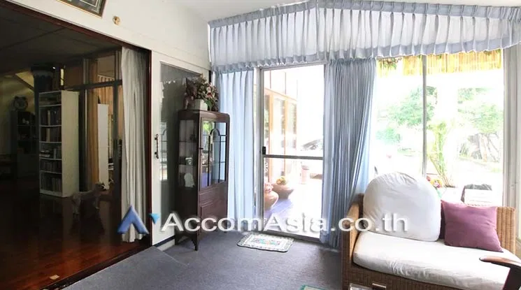 picture 🔼🔽 AccomA 📩  3 BR House in Khlong Ton Nuea (AA18540) - 6/14