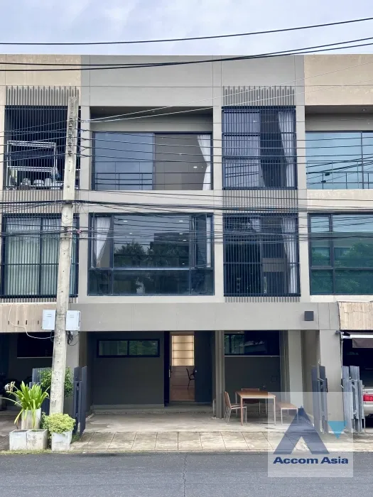 picture 🔼🔽 AccomA 📩 Garden View 5 BR Townhouse @ (AA44279) - 1/20