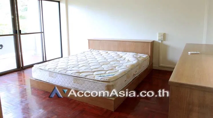 picture 🔼🔽 AccomA 📩 Home Office 3 BR Townhouse in Khlong Toei (AA17938) - 1/16
