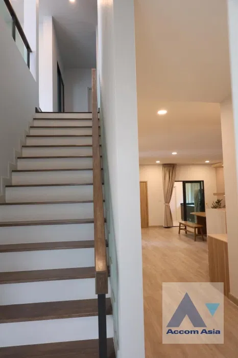 picture 🔼🔽 AccomA 📩  4 BR House @ (AA43276) - 8/19