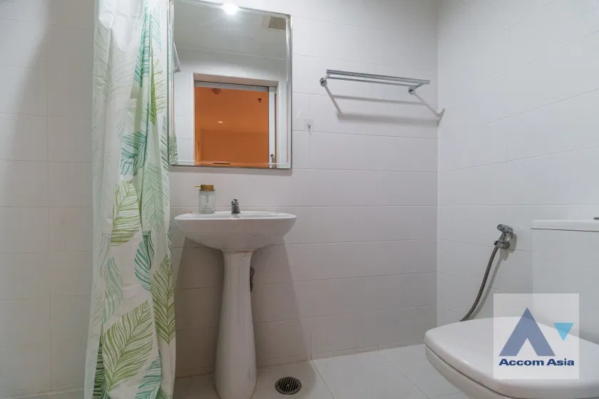 picture 🔼🔽 AccomA 📩 Elegant high-floor condo with wood finishes at Baan Suan Petch (1520431) - 19/20