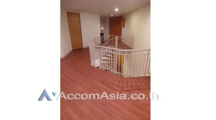 รูป 🔼🔽 AccomA 📩 Duplex Condo 4 BR Condominium @Tai Ping Tower (AA10010) - รูปที่ 8/9