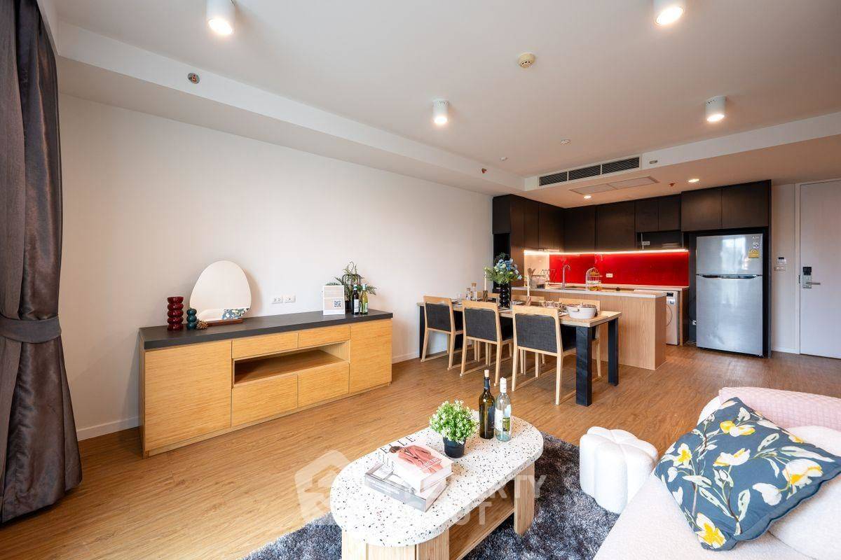 picture 4-BR Condo at Siamese Surawong near MRT Sam Yan (ID 2284583) - 17/32