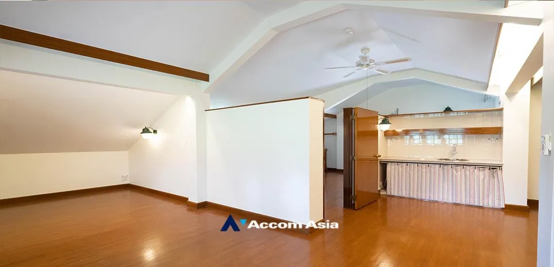 picture 🔼🔽 AccomA 📩 Classic white home with shared pool and bright, open interior 5 mins to BTS (6001601) - 8/20