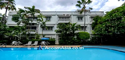 เช่าทาวน์โฮม กรุงเทพมหานคร : 🔼🔽 AccomA 📩 Pet friendly 3 BR Townhouse @House in garden compound with pool (13001305)