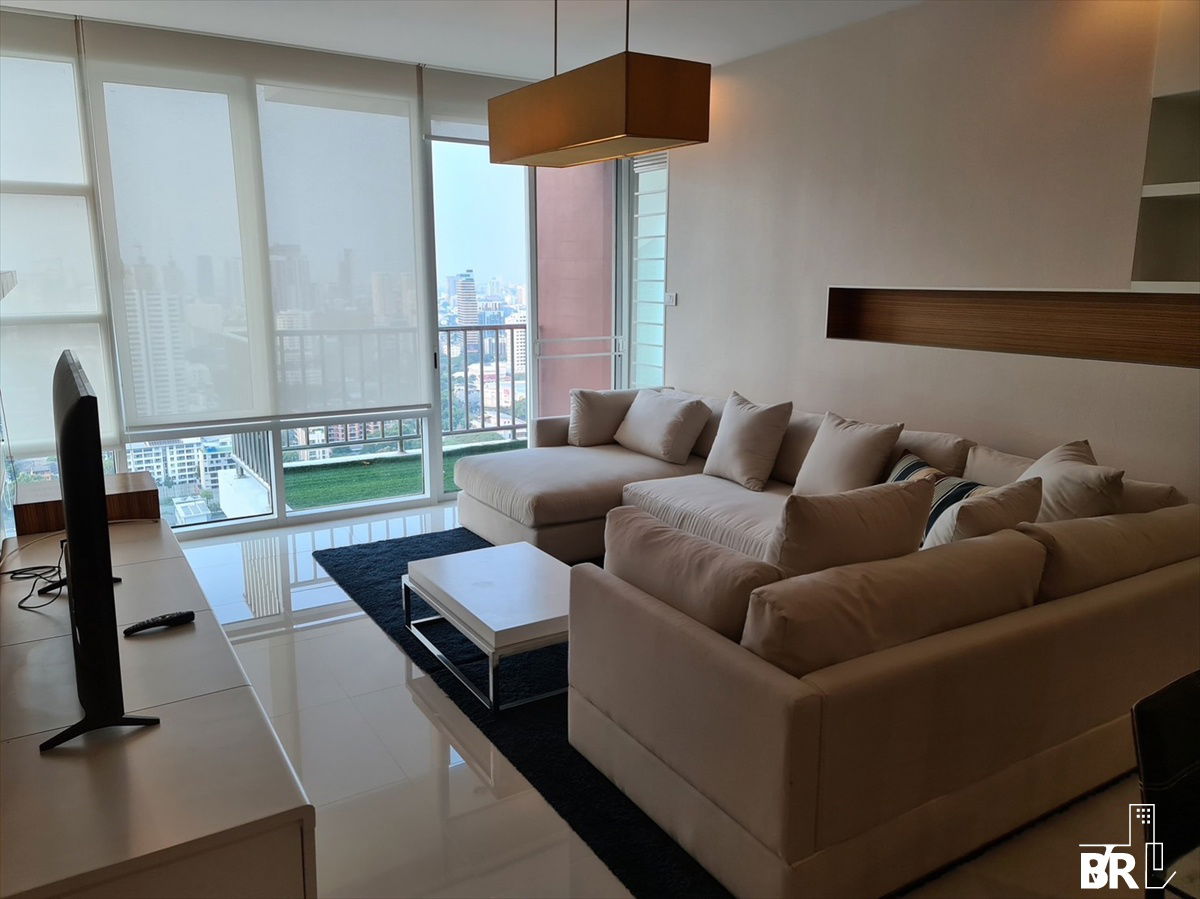 รูป Fullerton 💫Luxury Condo at Special Price ✨Near BTS Ekkamai - รูปที่ 4/10