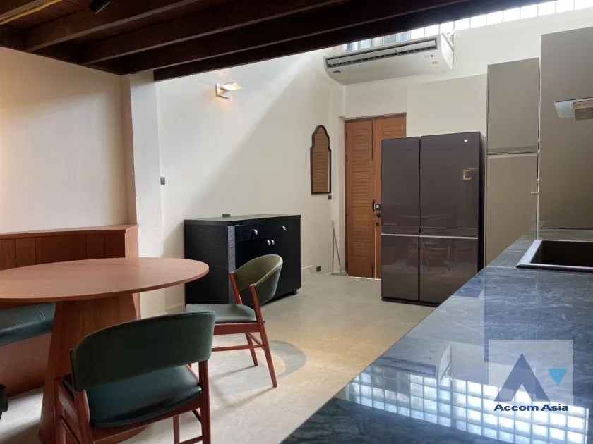 picture 🔼🔽 AccomA 📩  3 BR Townhouse in Khlong Toei Nuea (AA43136) - 6/20