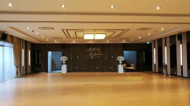 picture FOR RENT  OFFICE PROPERTY  165600 BAHT per MONTH - 7/8