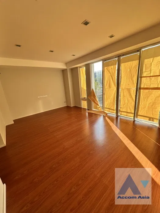 รูป 🔼🔽 AccomA 📩  3 BR Townhouse @Luxury Townhome Sathu Pradit 12 (AA40314) - รูปที่ 9/20
