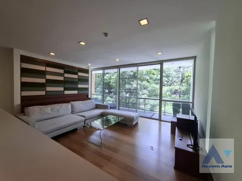 🔼🔽 AccomA 📩 Ficus Lane Condominium